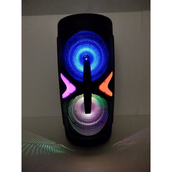 Brookstone Wireless LED Party Speaker BSSK1062 Flashing Lights Portable - Picture 3 of 11